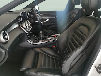 Used Mercedes-Benz C Class 2020 for sale - 76933433: Photo