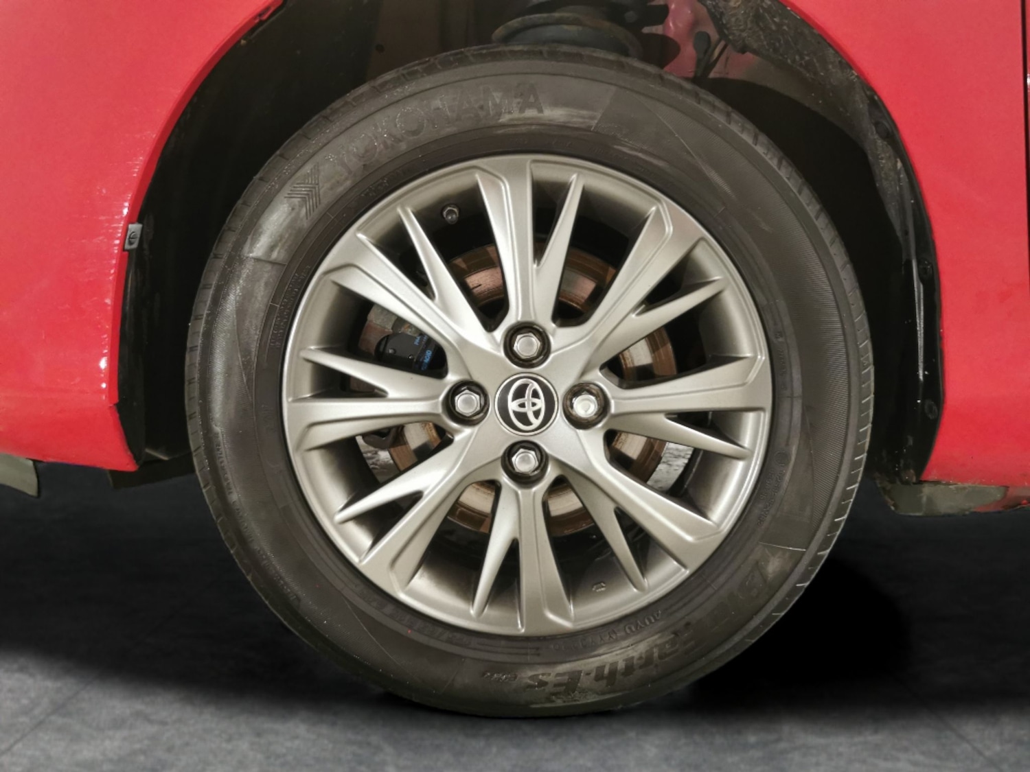 Used Toyota Yaris 2018 for sale - 76895050: Photo 18