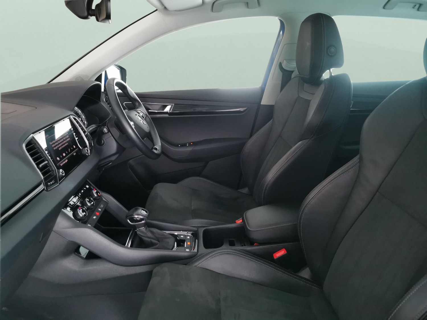 Used Skoda Karoq 2022 for sale - 77676922: Photo 4