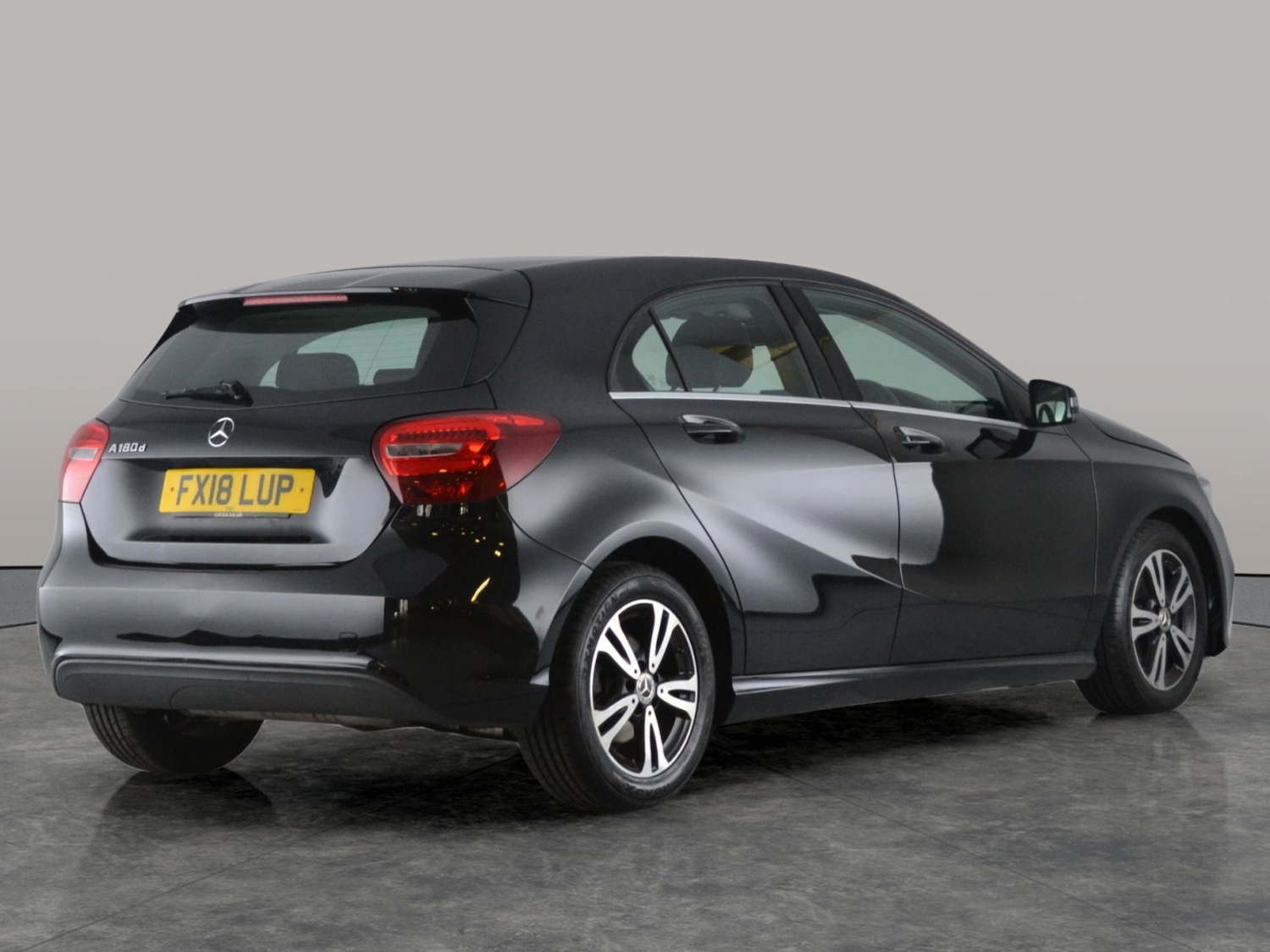 Used Mercedes-Benz A-Class 2018 for sale - 76491918: Photo 10