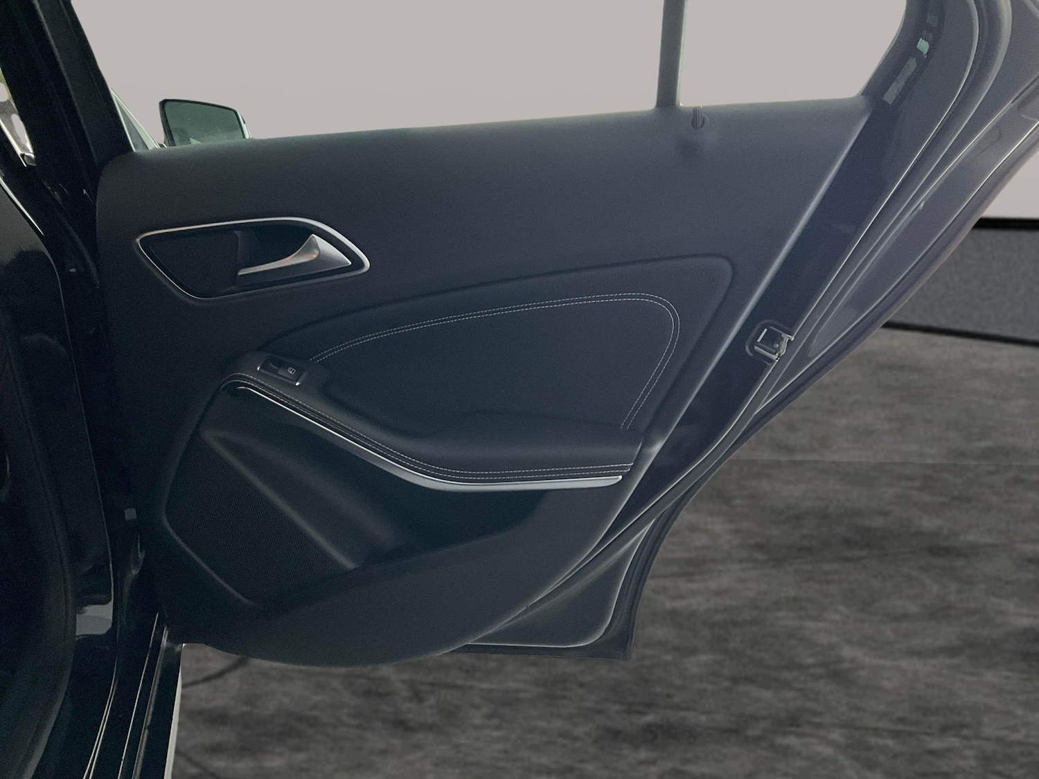 Used Mercedes-Benz A-Class 2018 for sale - 76491918: Photo 30