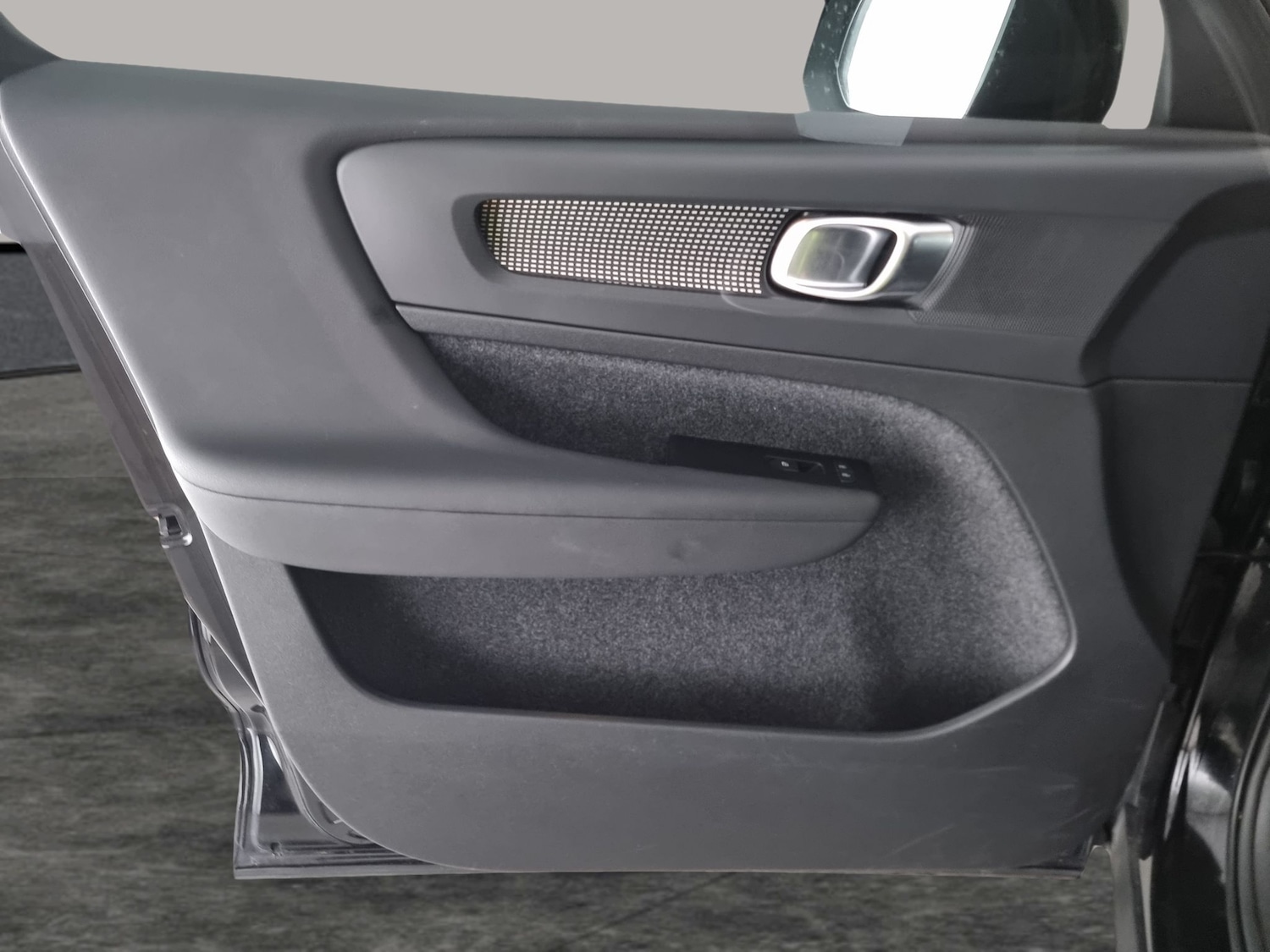 Used Volvo XC40 2022 for sale - 76459409: Photo 31