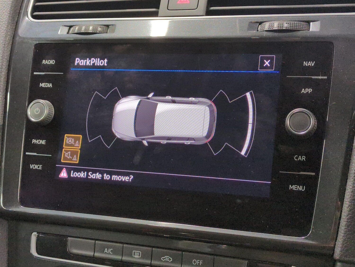 Used Volkswagen Golf 2018 for sale - 77552653: Photo 17