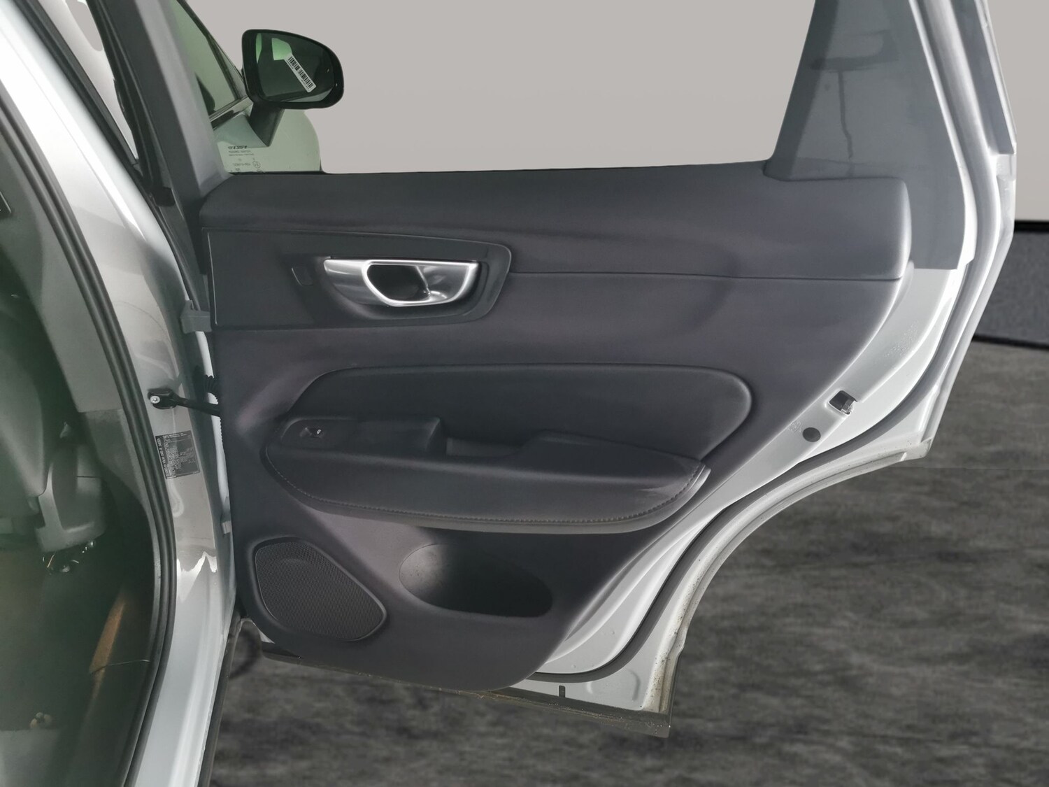 Used Volvo XC60 2023 for sale - 77856039: Photo 35