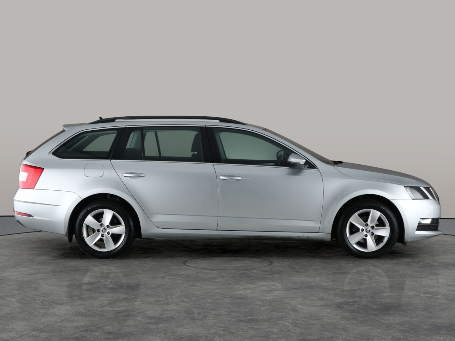 Used Skoda Octavia 2020 for sale - 76379150: Photo 11