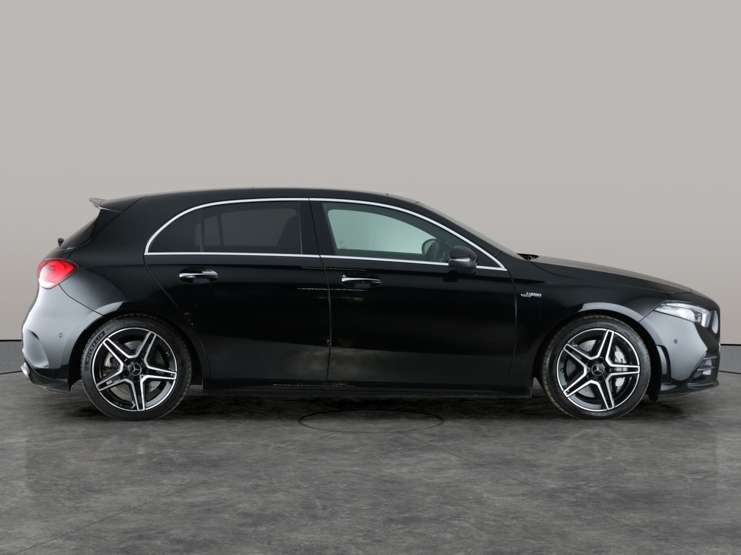 Used Mercedes-Benz A-Class 2019 for sale - 76612375: Photo 11