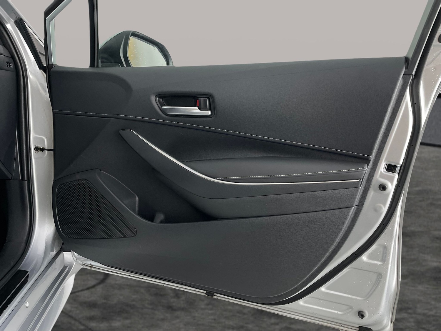 Used Toyota Corolla 2023 for sale - 76984478: Photo 34