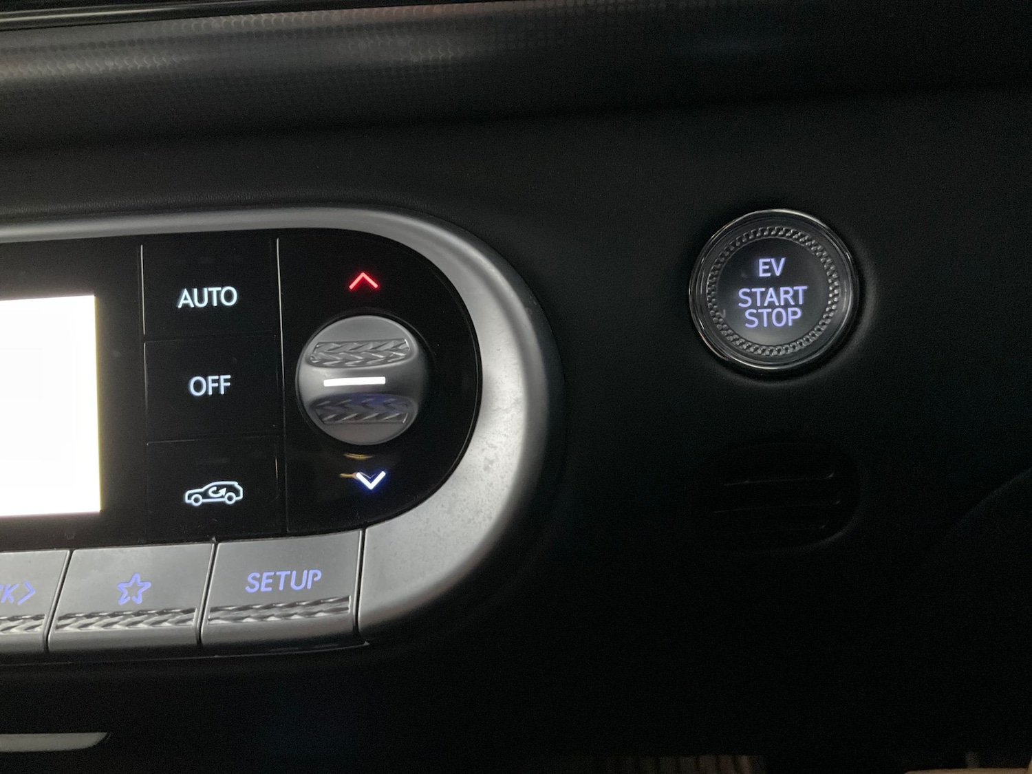 Used Genesis GV60 2022 for sale - 76435057: Photo 26