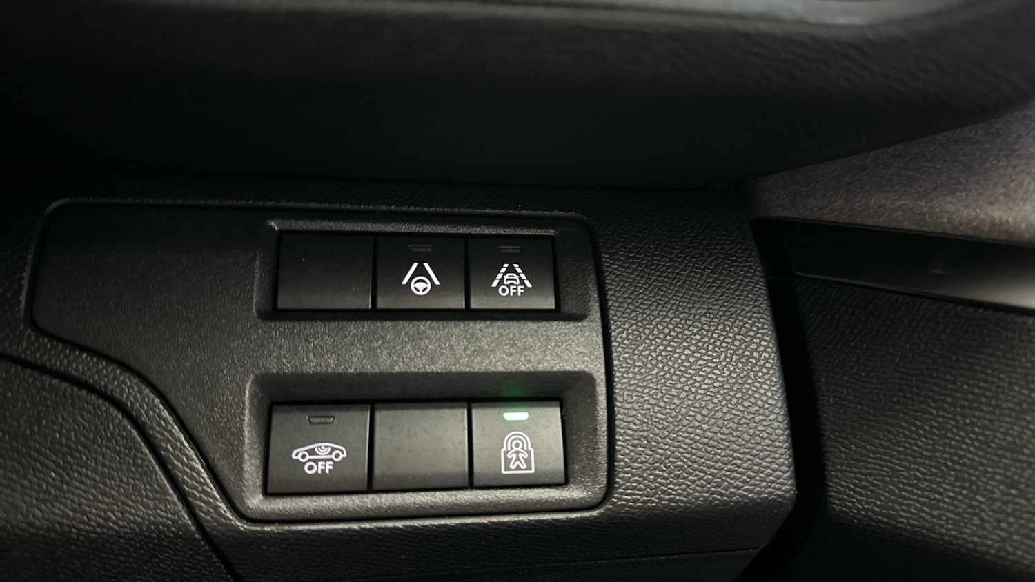 Used Peugeot 3008 2021 for sale - 76542649: Photo 23