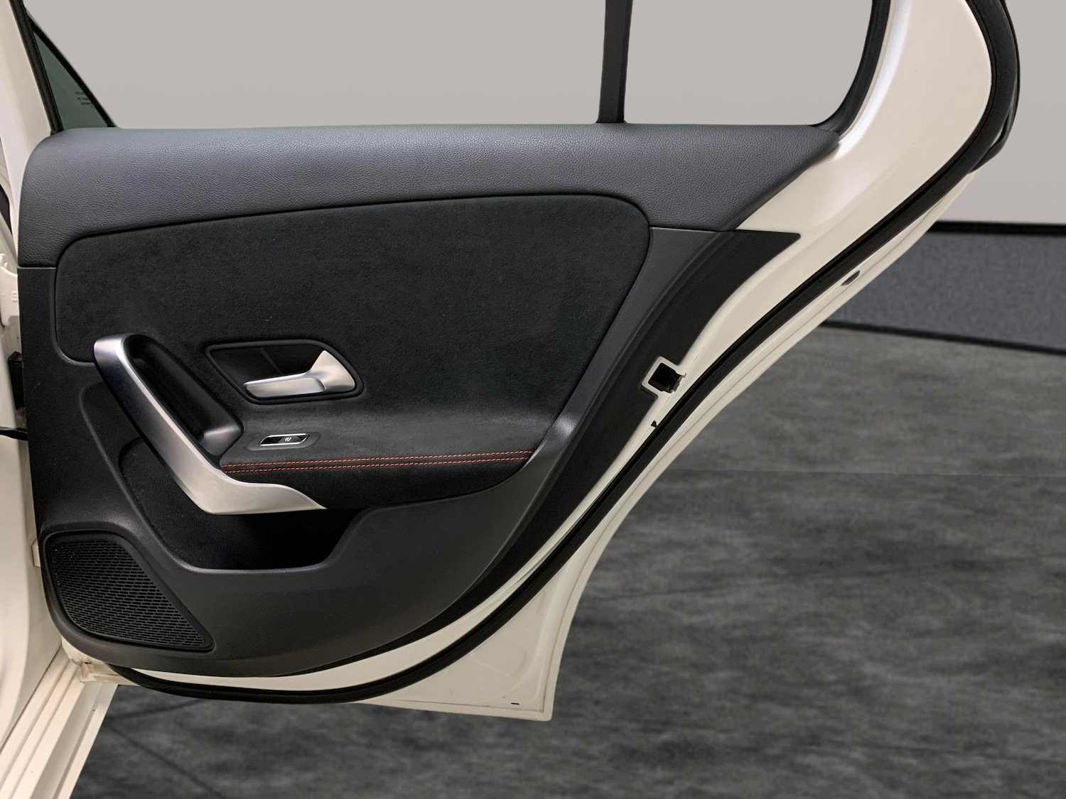 Used Mercedes-Benz A-Class 2019 for sale - 76922163: Photo 32