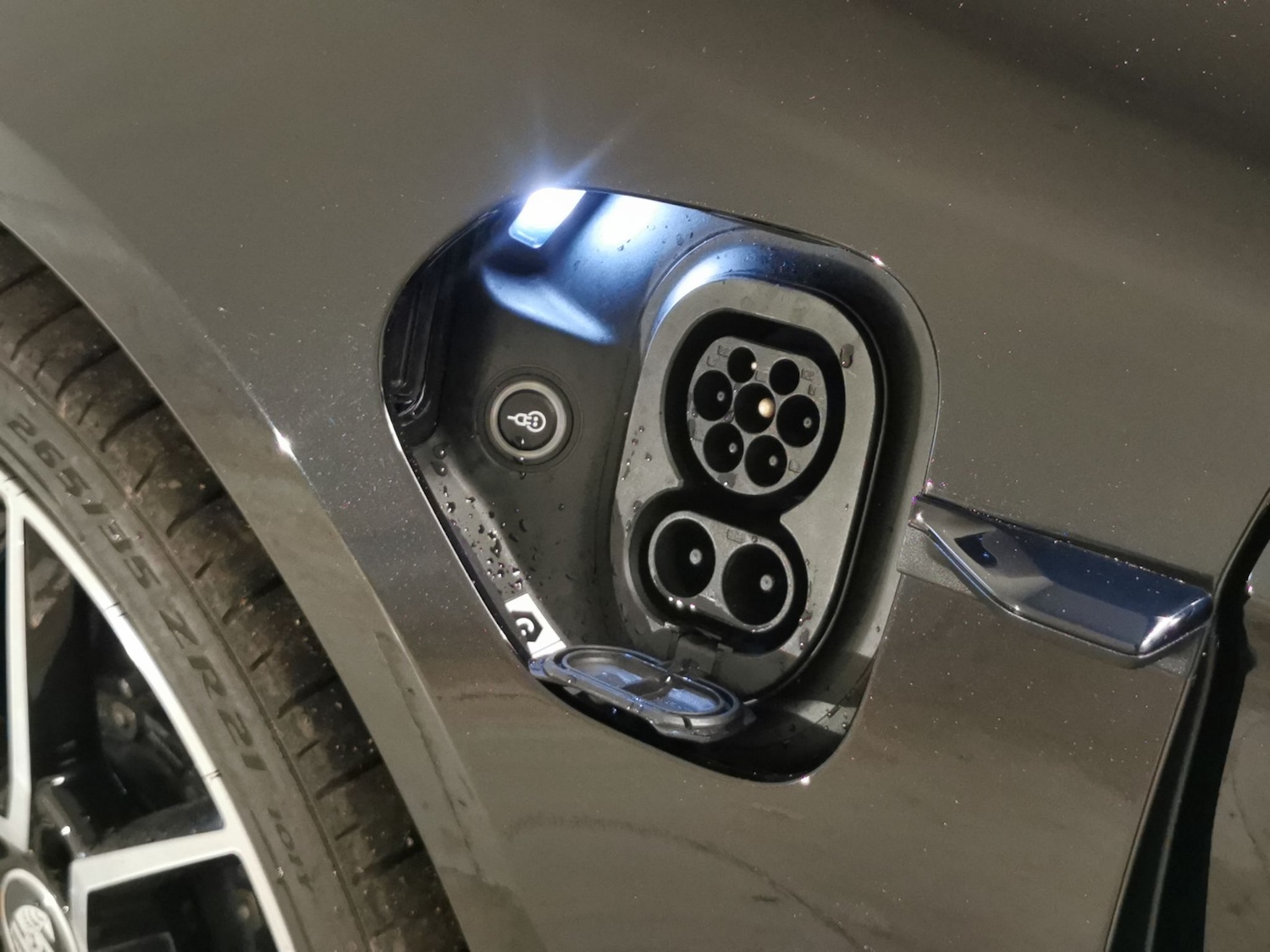 Used Porsche Taycan 2023 for sale - 77653448: Photo 46