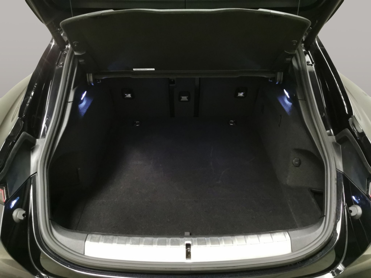 Used Porsche Taycan 2023 for sale - 77653448: Photo 49