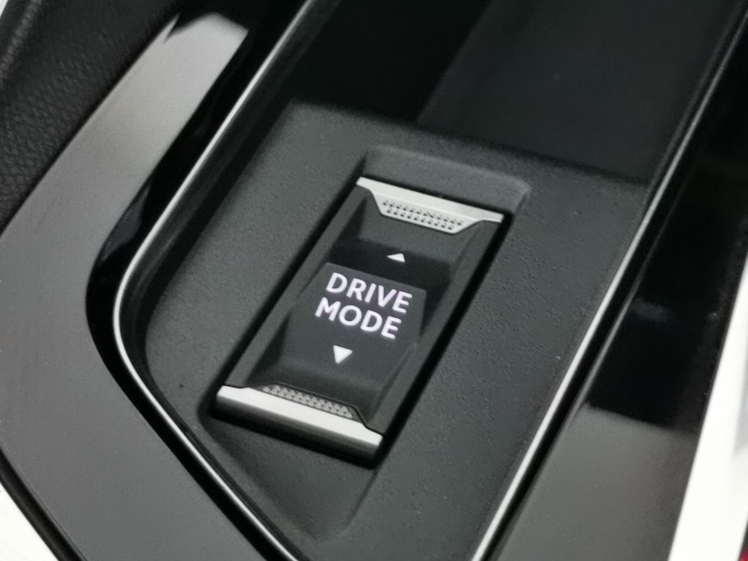 Used Peugeot 3008 2023 for sale - 76555066: Photo 16