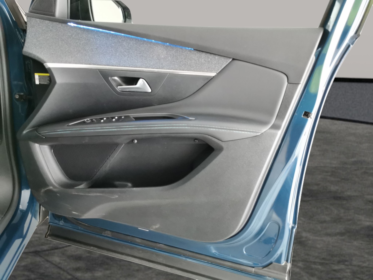 Used Peugeot 3008 2023 for sale - 76555066: Photo 33