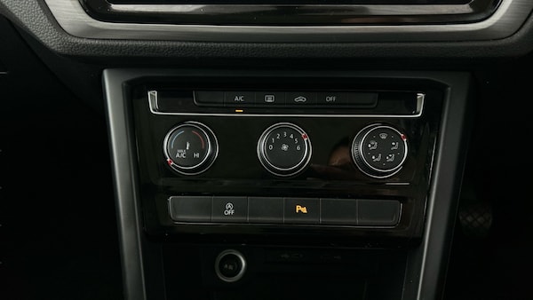 Used Volkswagen Touran 2021 for sale - 76090885: Photo 27