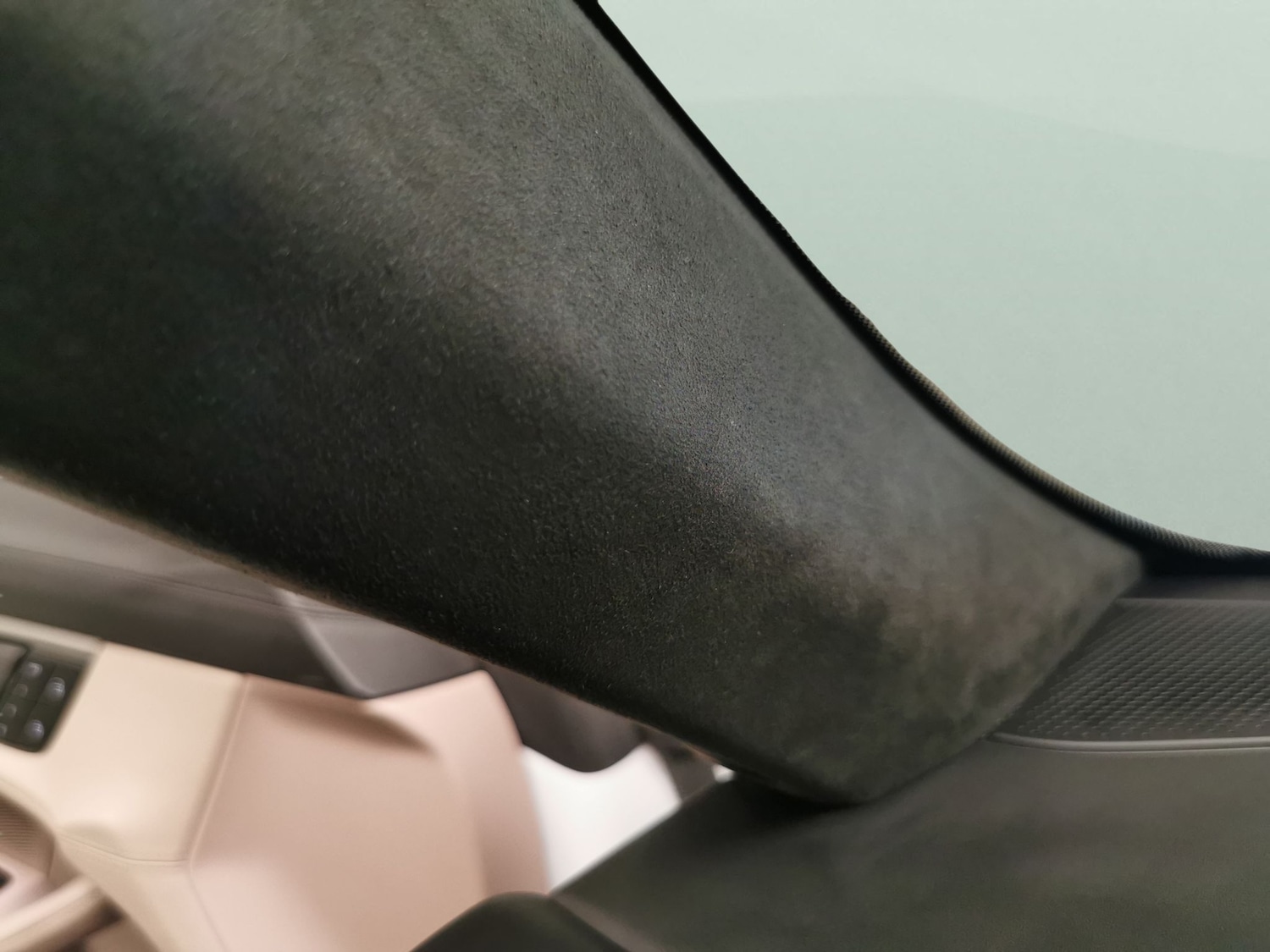 Used Porsche Taycan for sale - 77219174: Photo 8