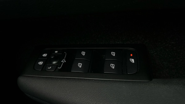 Used Volvo XC40 2021 for sale - 76288427: Photo 27