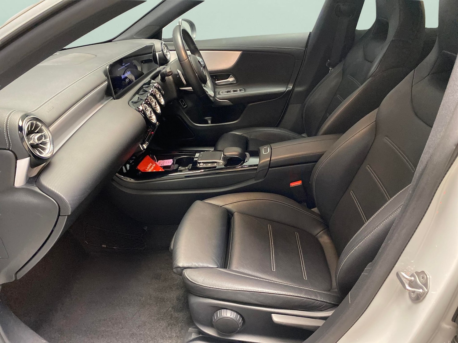 Used Mercedes-Benz CLA for sale - 78142114: Photo 4