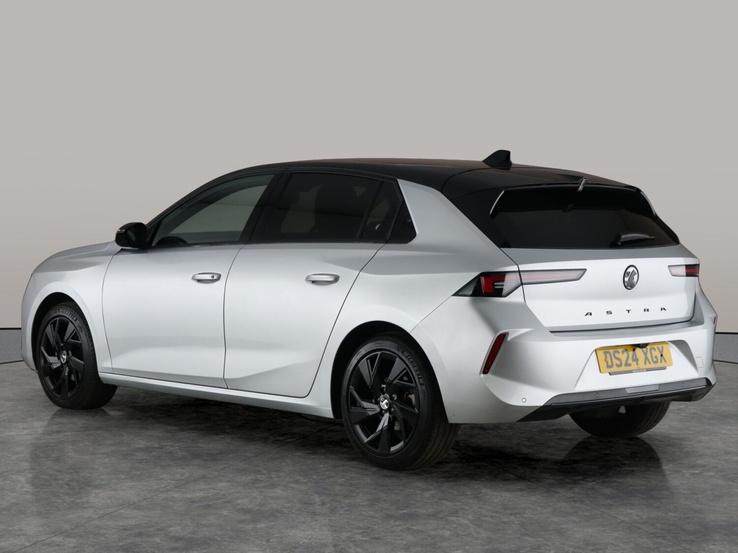 Used Vauxhall Astra 2024 for sale - 77462199: Photo 11