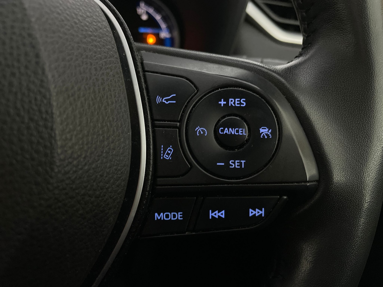 Used Toyota RAV4 2022 for sale - 77974370: Photo 22