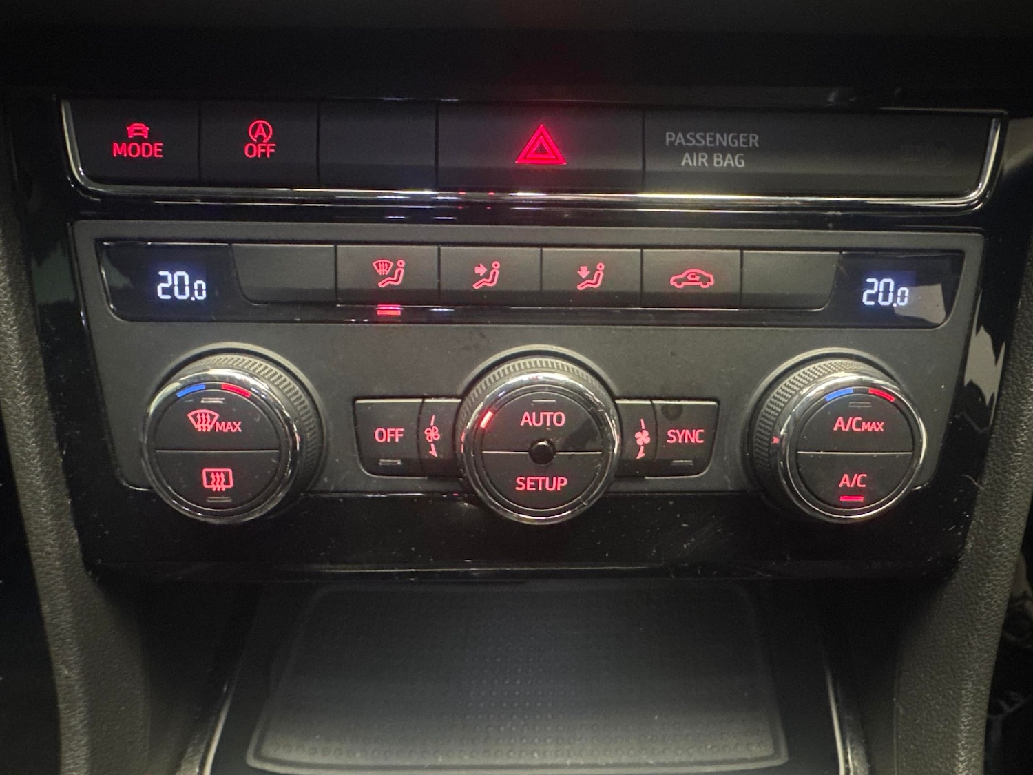 Used SEAT Leon 2018 for sale - 76854796: Photo 17