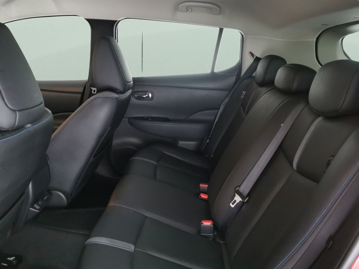 Used Nissan Leaf 2022 for sale - 77418100: Photo 28