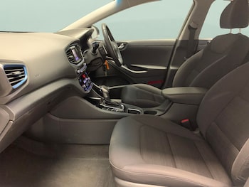 Used Hyundai IONIQ 2018 for sale - 75955321: Photo