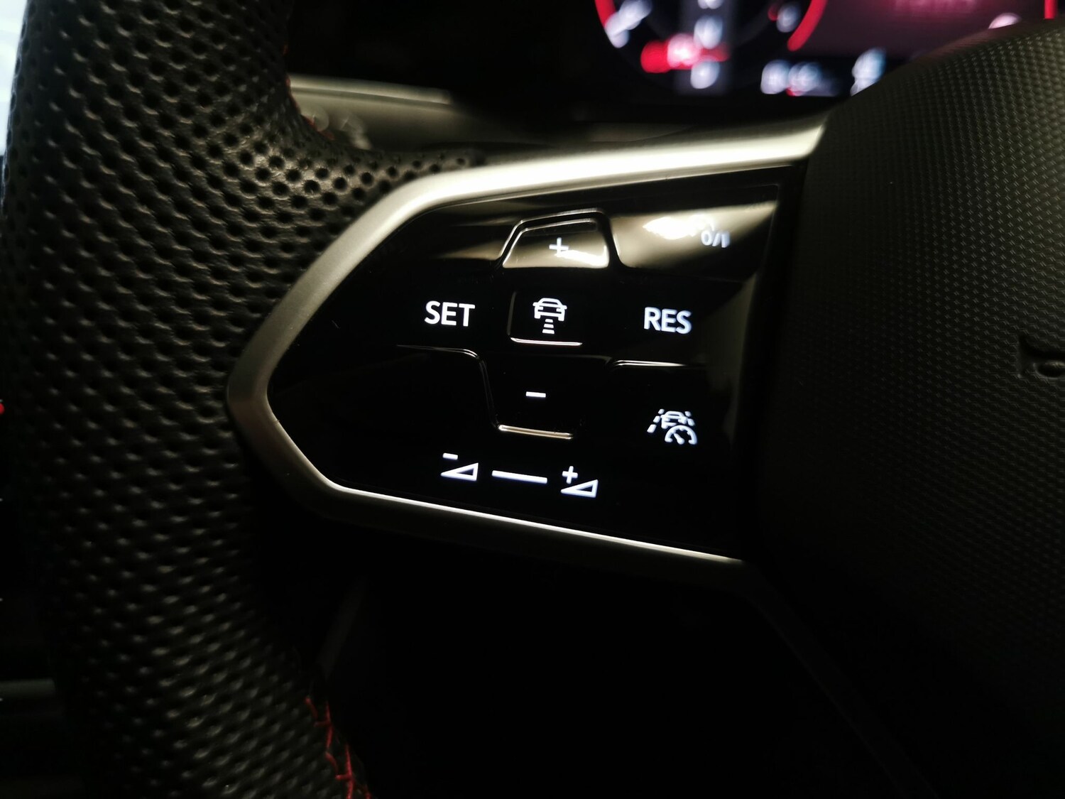 Used Volkswagen Golf 2023 for sale - 77428488: Photo 19