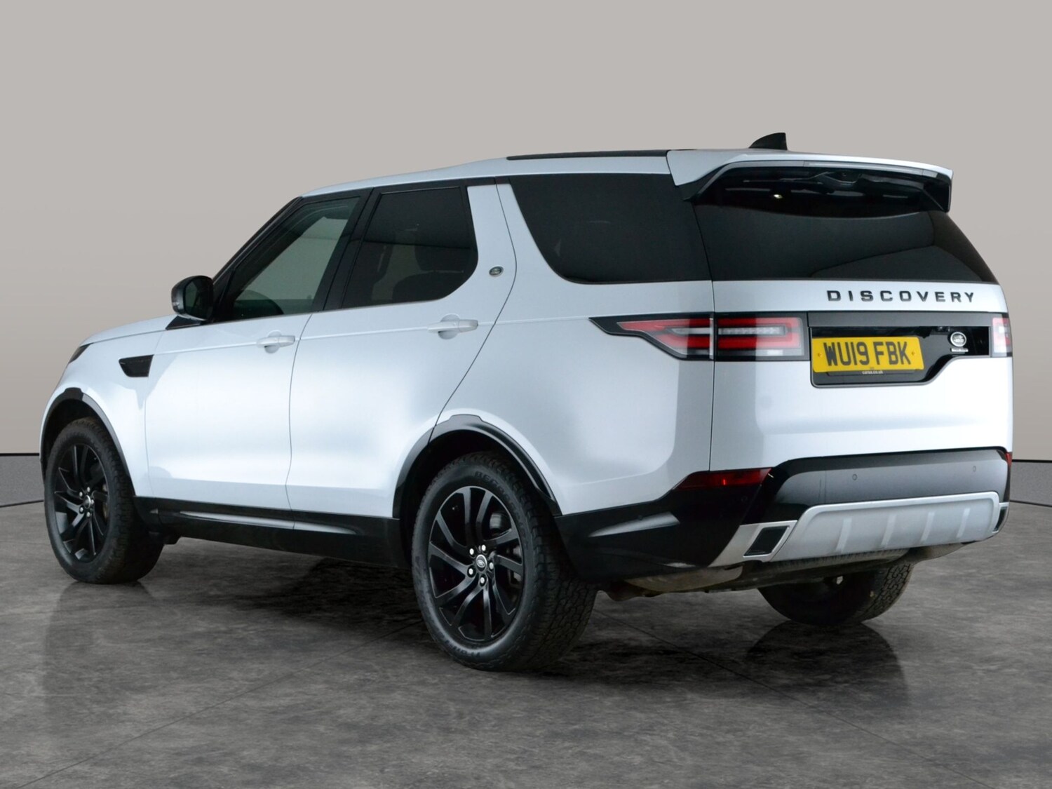 Used Land Rover Discovery 2019 for sale - 78149467: Photo 14