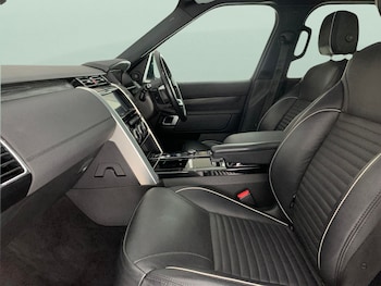 Used Land Rover Discovery 2019 for sale - 78149467: Photo