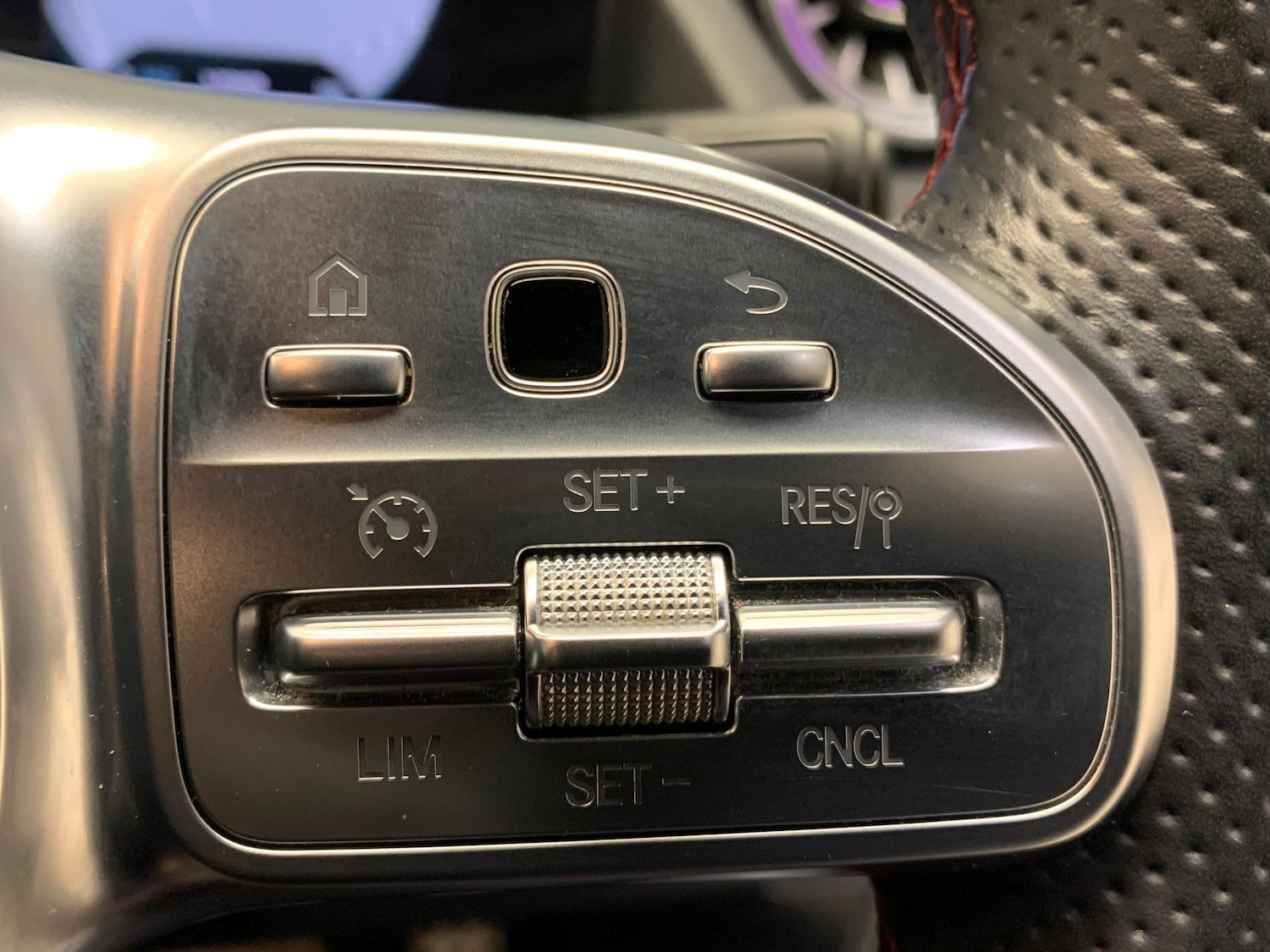 Used Mercedes-Benz EQA 2021 for sale - 76603147: Photo 25