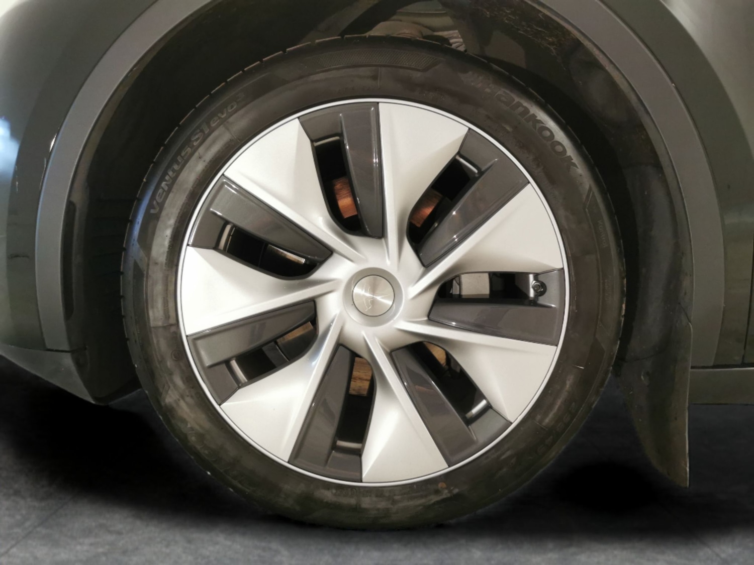 Used Tesla Model Y 2023 for sale - 77205988: Photo 35