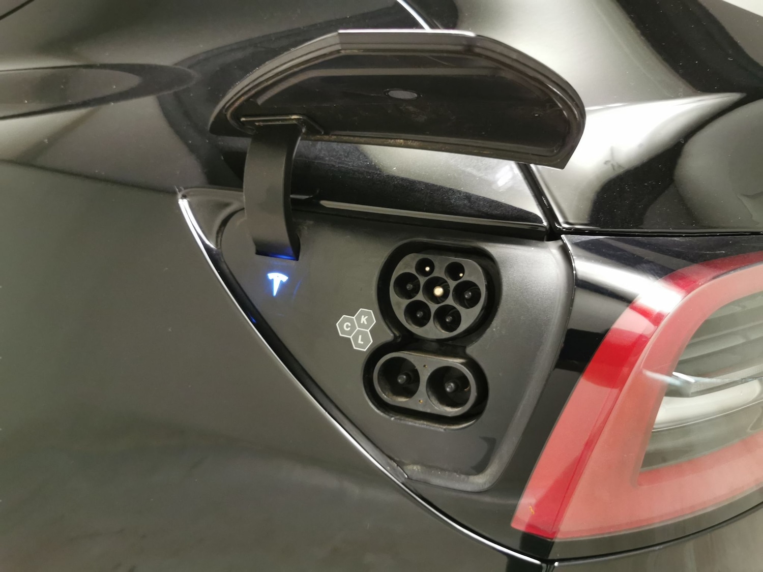 Used Tesla Model Y 2023 for sale - 77205988: Photo 43