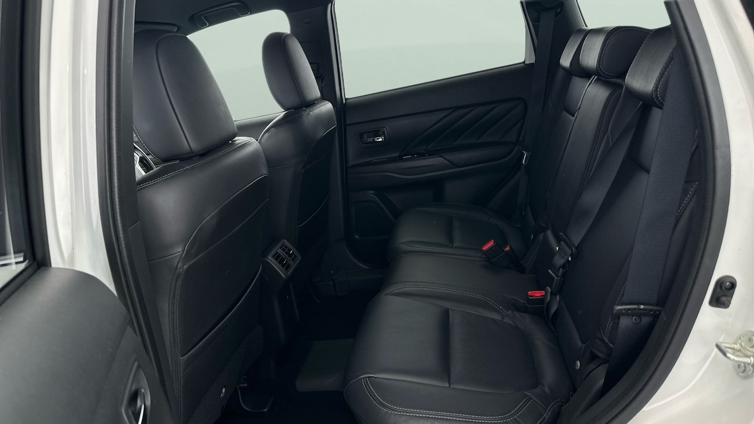 Used Mitsubishi Outlander 2020 for sale - 77443101: Photo 17