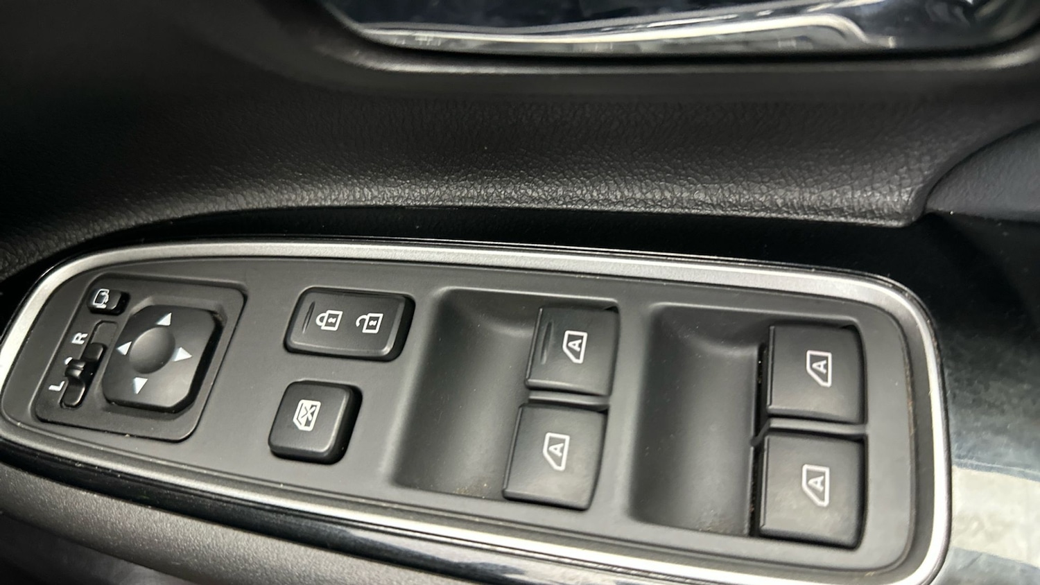 Used Mitsubishi Outlander 2020 for sale - 77443101: Photo 33