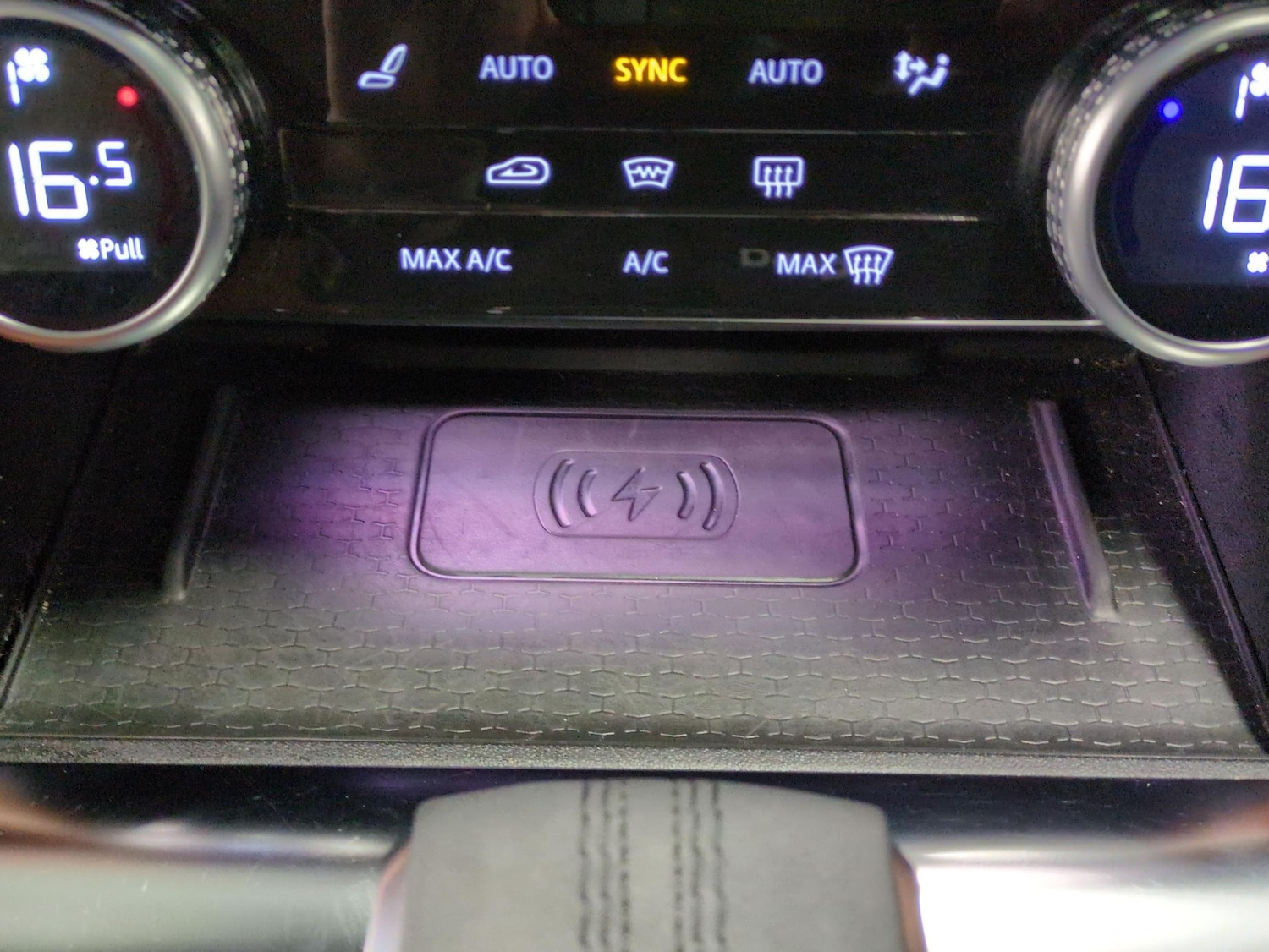 Used Jaguar F-Pace 2023 for sale - 77367416: Photo 16