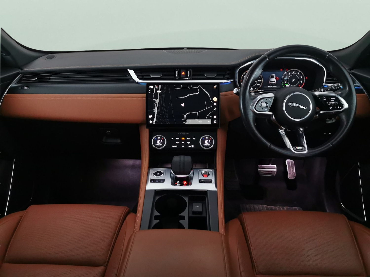 Used Jaguar F-Pace 2023 for sale - 77367416: Photo 9