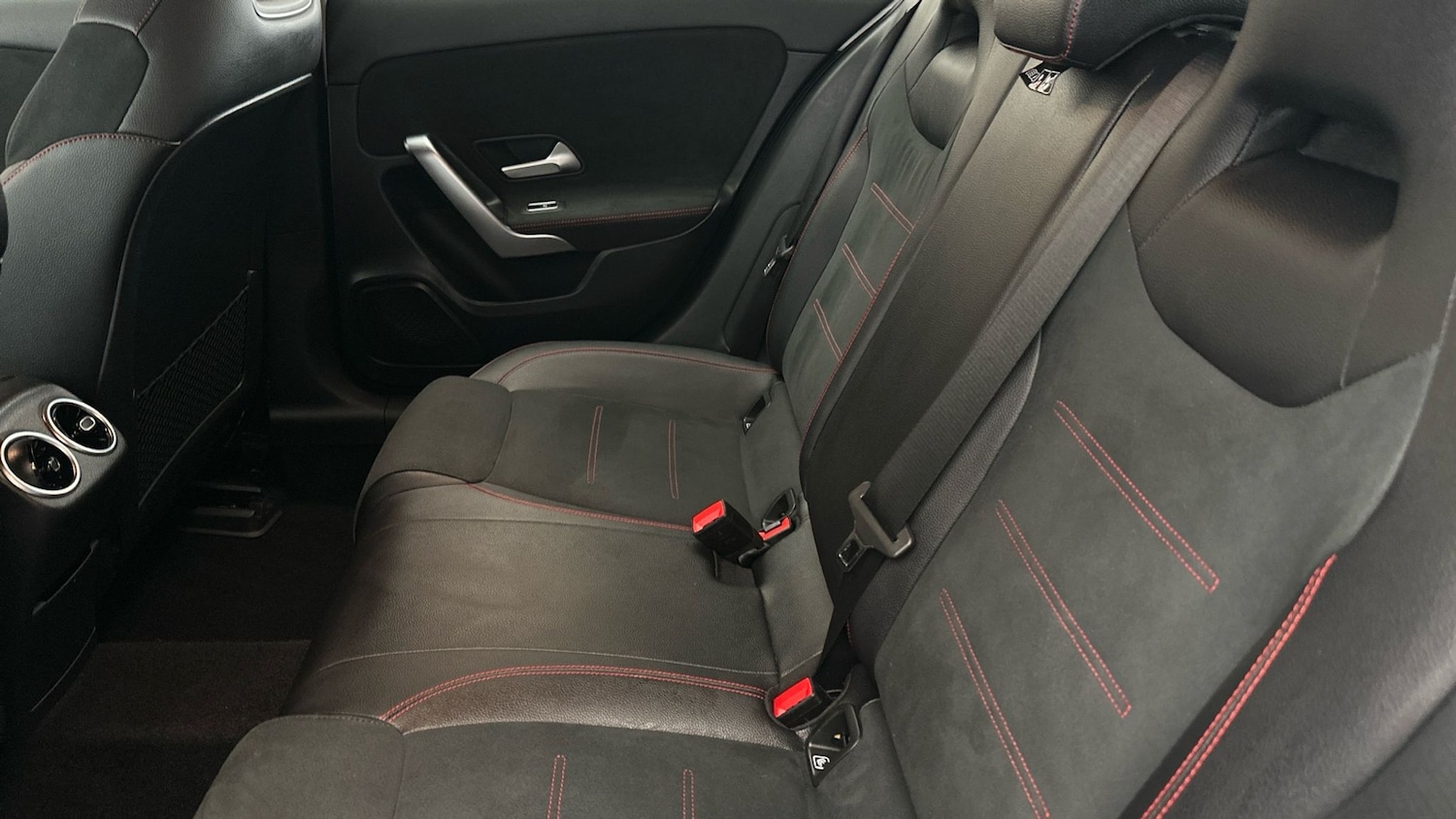 Used Mercedes-Benz A-Class 2019 for sale - 76946642: Photo 17