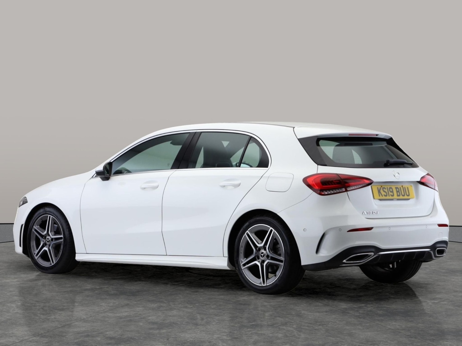 Used Mercedes-Benz A-Class 2019 for sale - 76946642: Photo 8