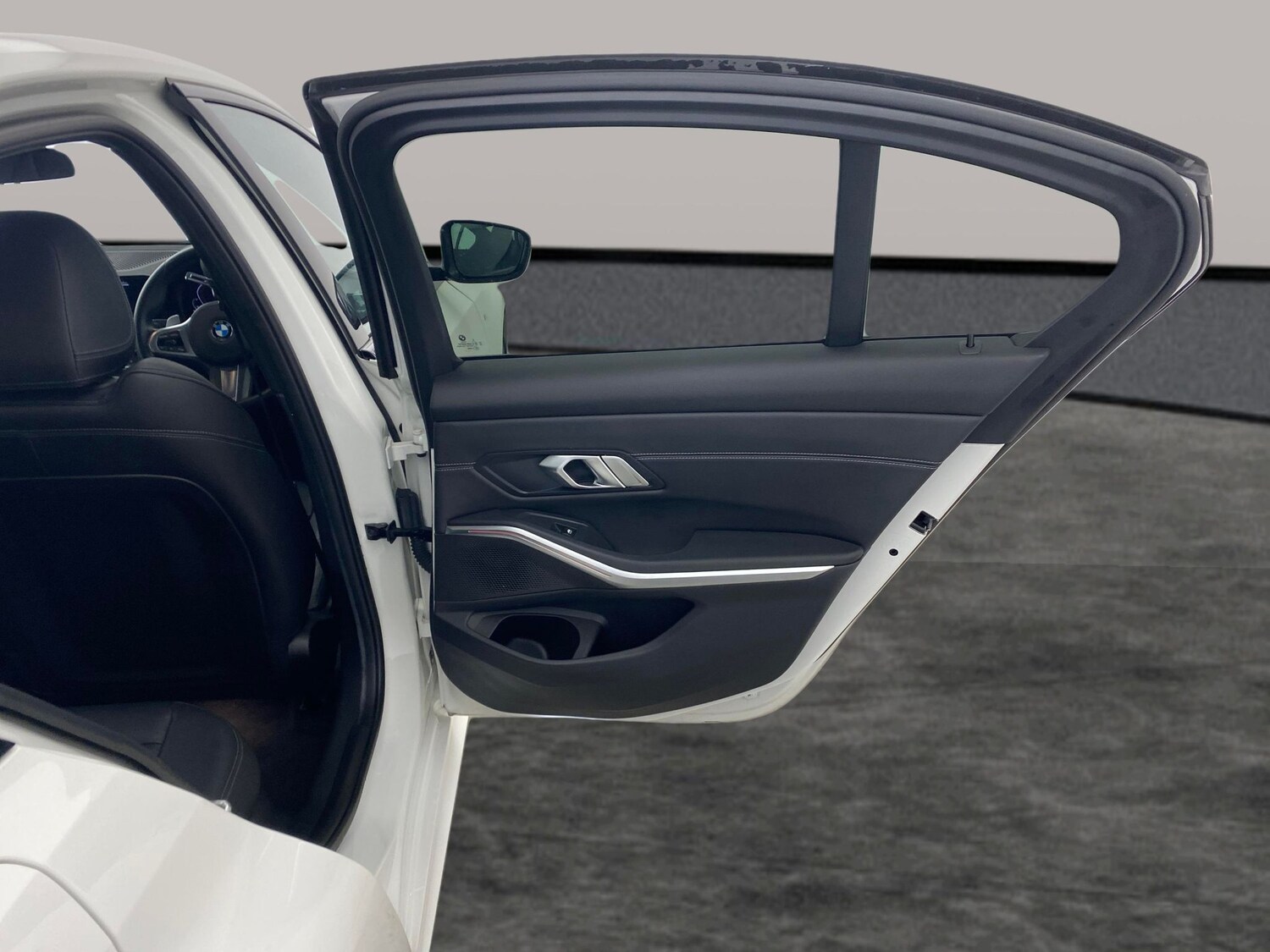 Used BMW 3 Series 2022 for sale - 77514021: Photo 27