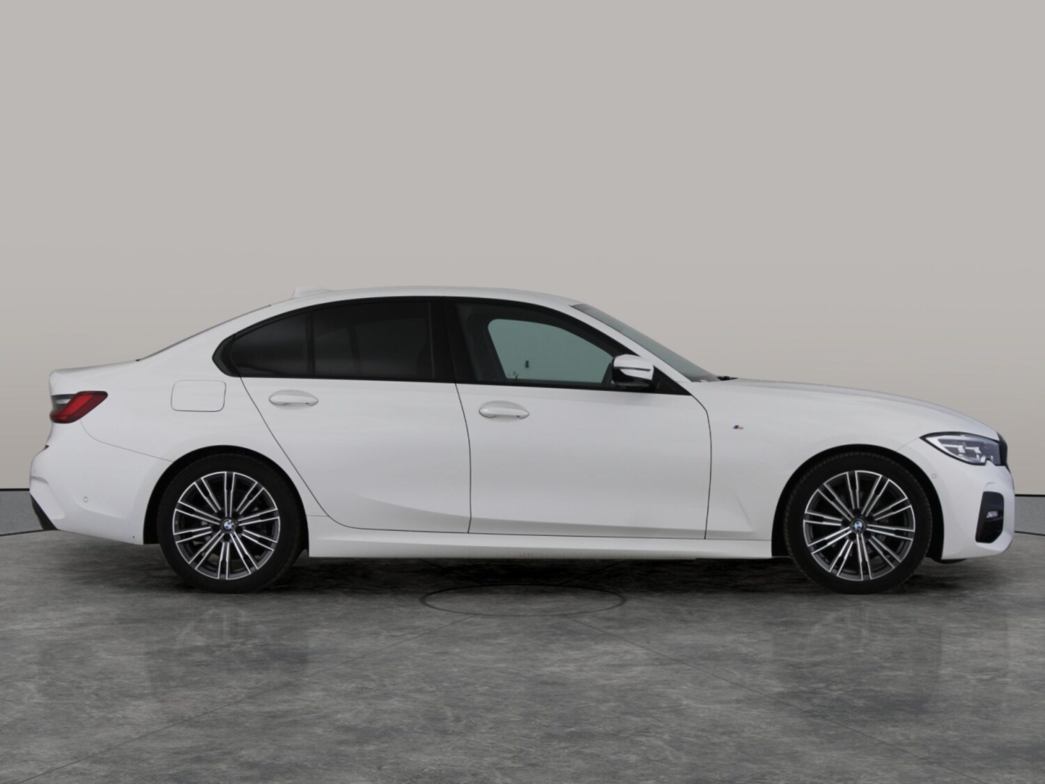 Used BMW 3 Series 2022 for sale - 77514021: Photo 8
