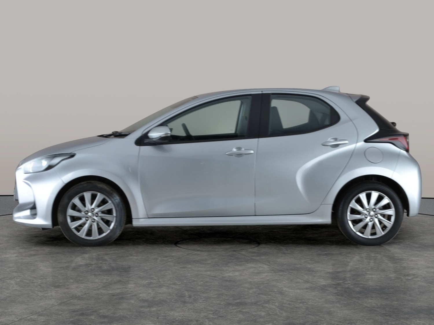 Used Toyota Yaris 2022 for sale - 77255893: Photo 13