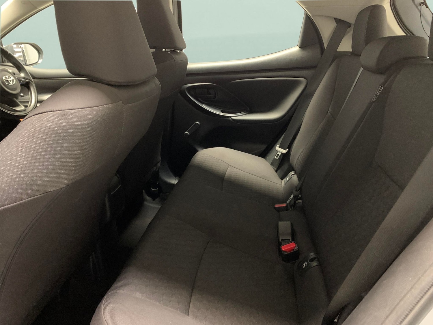 Used Toyota Yaris 2022 for sale - 77255893: Photo 22