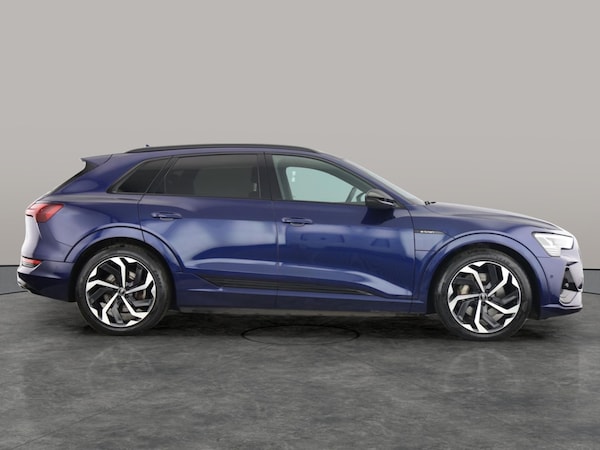 Used Audi e-tron 2022 for sale - 76253579: Photo 7
