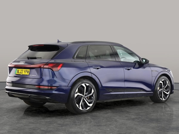 Used Audi e-tron 2022 for sale - 76253579: Photo 8