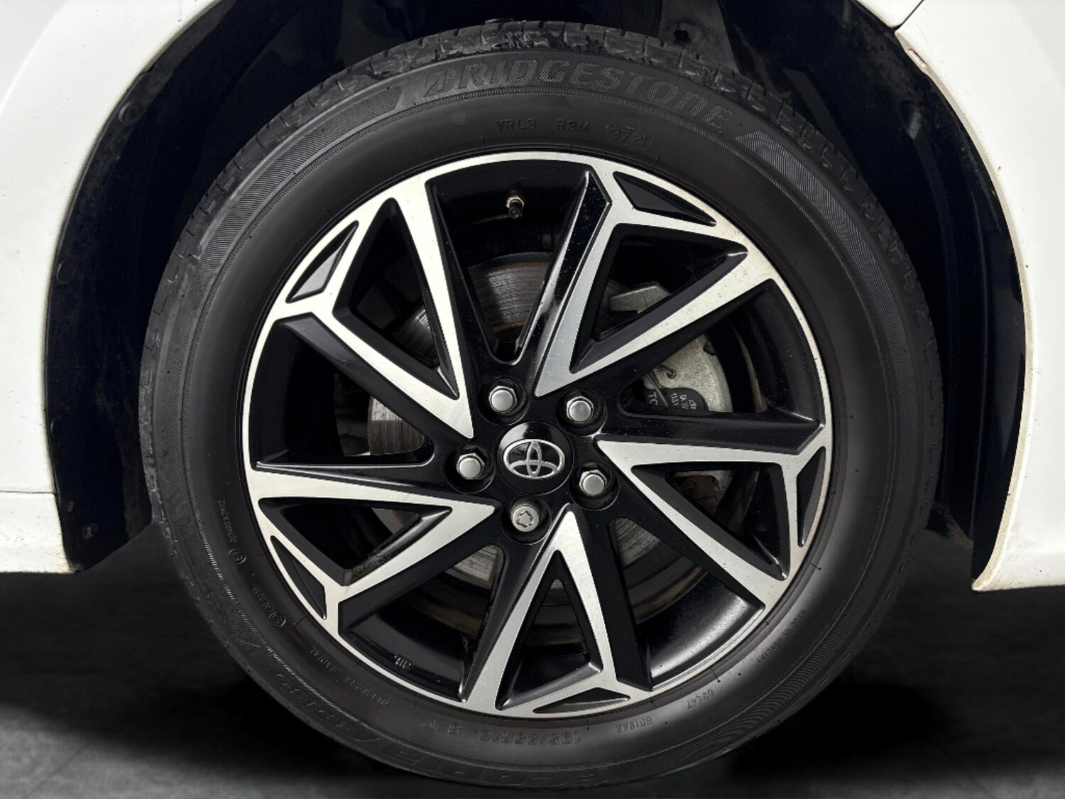 Used Toyota Yaris 2021 for sale - 77373300: Photo 23