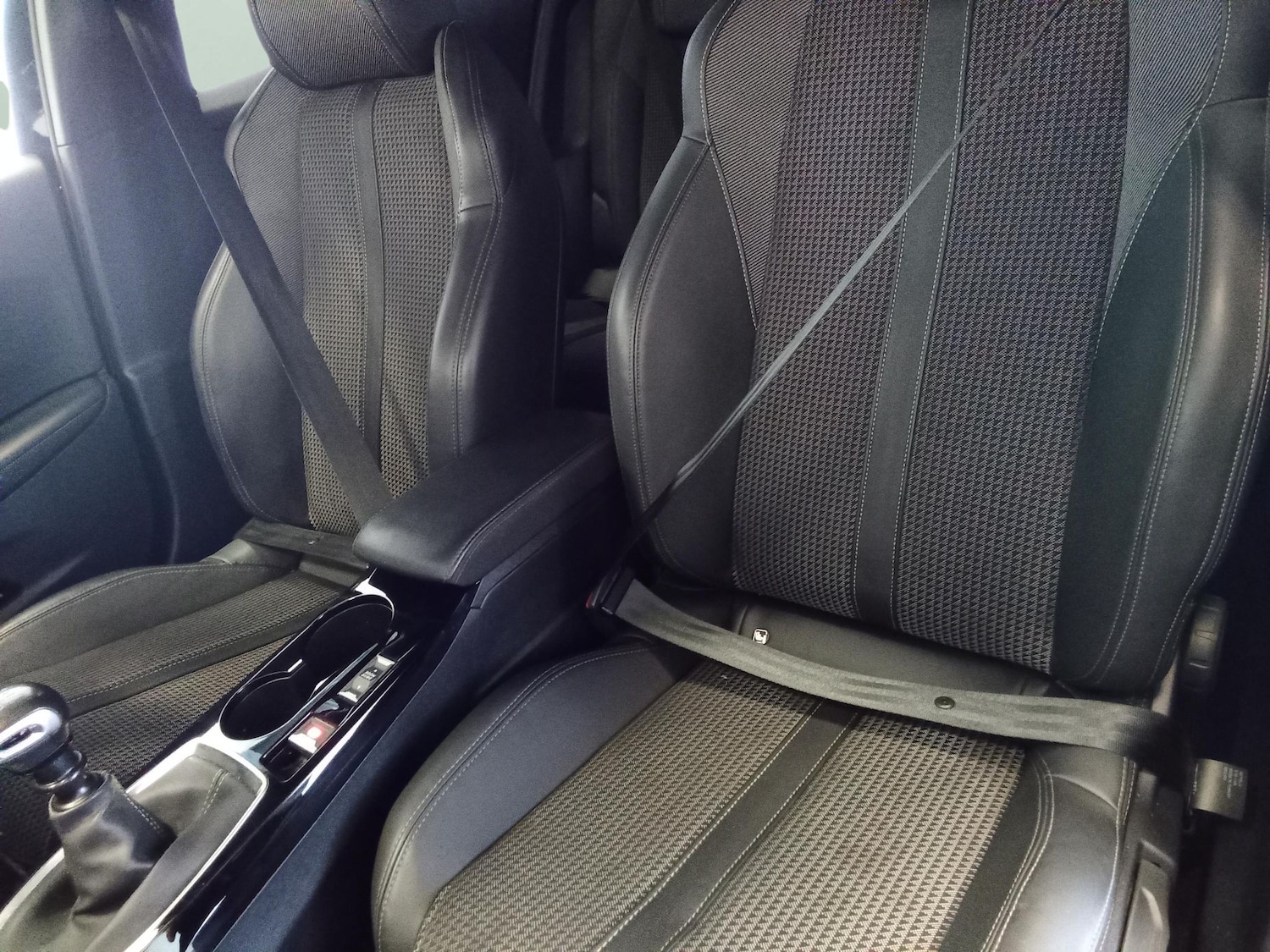 Used Peugeot 2008 2022 for sale - 77337328: Photo 14