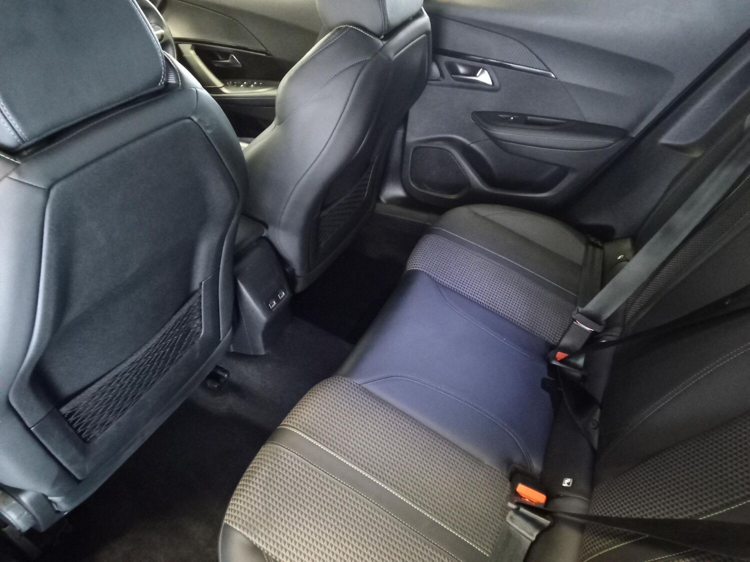 Used Peugeot 2008 2022 for sale - 77337328: Photo 32