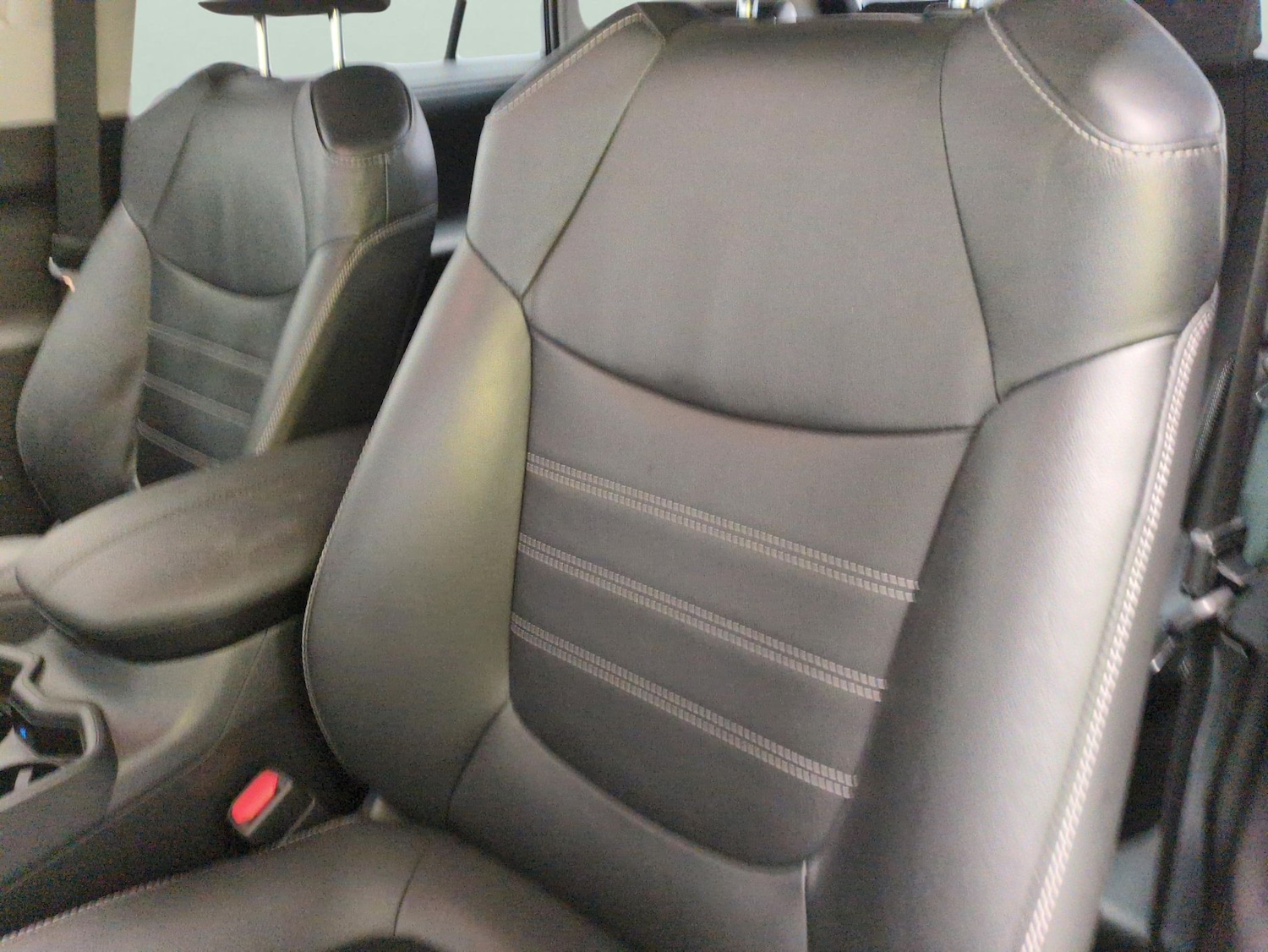 Used Toyota RAV4 2021 for sale - 77972238: Photo 8