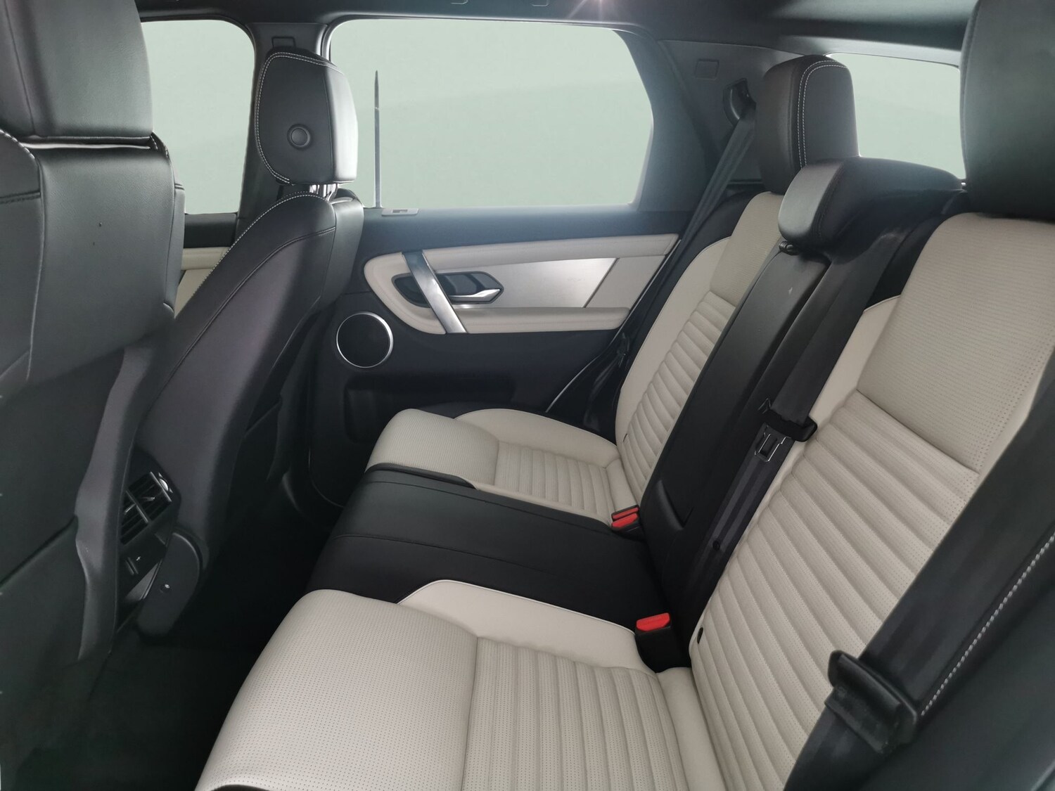 Used Land Rover Discovery Sport for sale - 77827137: Photo 28